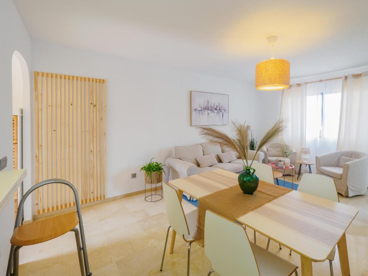 Апартаменты Cubo'S Apartamento Las Acacias Beach Ла-Кала-де-Михас Экстерьер фото